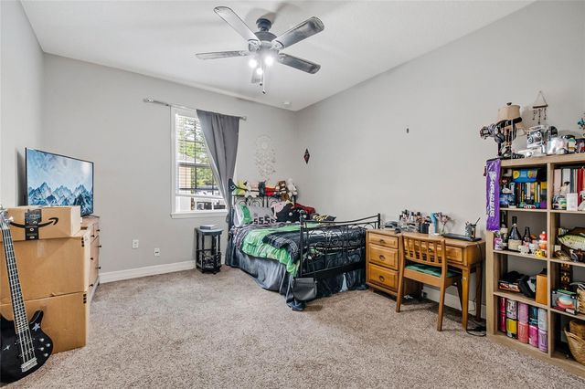 450 VALLEY STREAM DRIVE, Geneva, FL 32732
