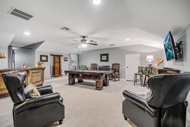 450 VALLEY STREAM DRIVE, Geneva, FL 32732