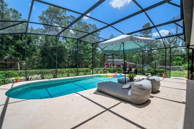450 VALLEY STREAM DRIVE, Geneva, FL 32732