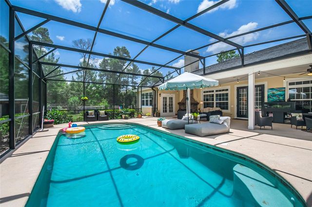 450 VALLEY STREAM DRIVE, Geneva, FL 32732