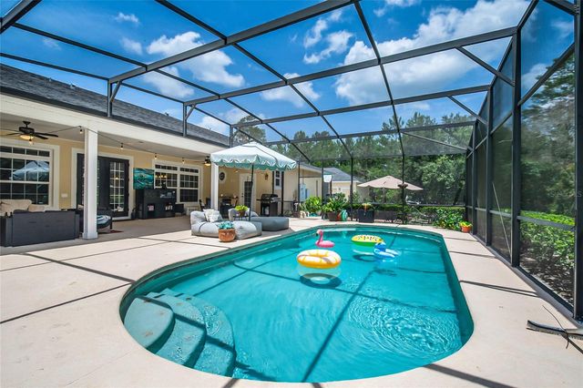 450 VALLEY STREAM DRIVE, Geneva, FL 32732