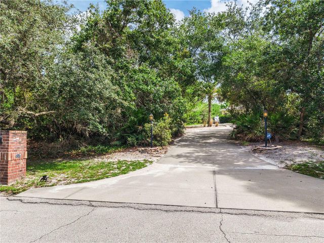 450 VALLEY STREAM DRIVE, Geneva, FL 32732