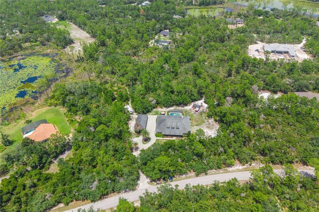 450 VALLEY STREAM DRIVE, Geneva, FL 32732