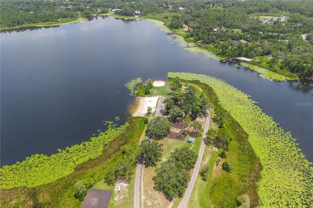 450 VALLEY STREAM DRIVE, Geneva, FL 32732