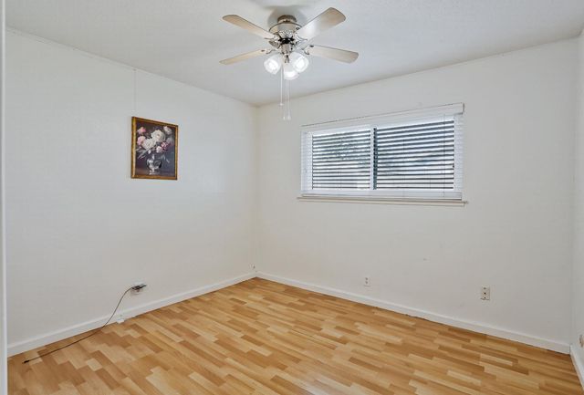 6629 Doreen Way, Sacramento, CA 95823