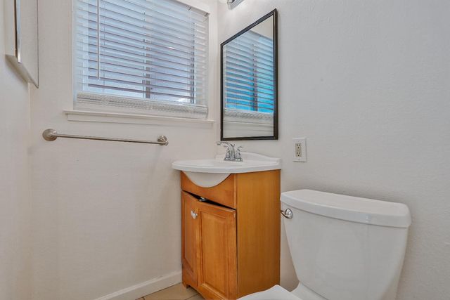 6629 Doreen Way, Sacramento, CA 95823