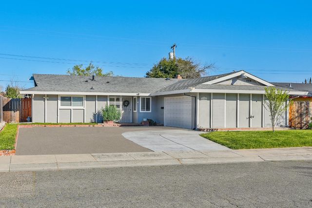 6629 Doreen Way, Sacramento, CA 95823