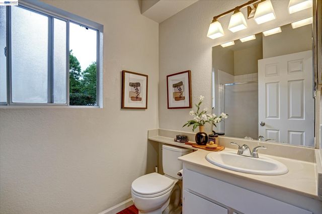 7835 Canyon Meadows E, Pleasanton, CA 94588