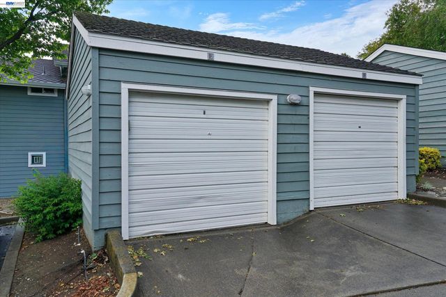 7835 Canyon Meadows E, Pleasanton, CA 94588