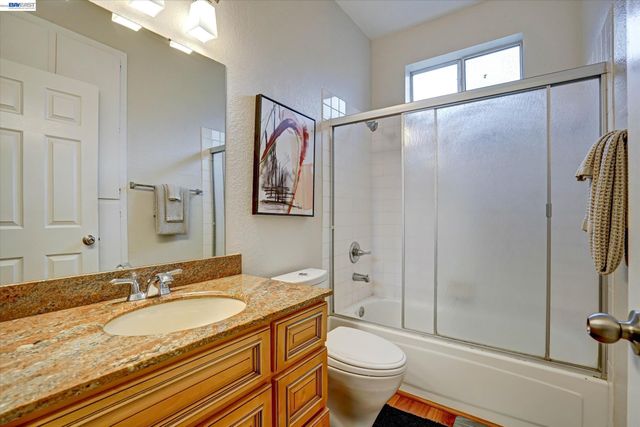 7835 Canyon Meadows E, Pleasanton, CA 94588