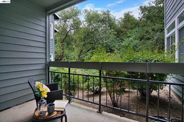 7835 Canyon Meadows E, Pleasanton, CA 94588