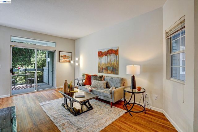 7835 Canyon Meadows E, Pleasanton, CA 94588