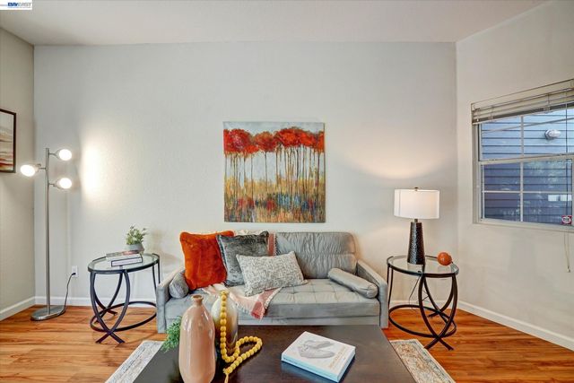 7835 Canyon Meadows E, Pleasanton, CA 94588