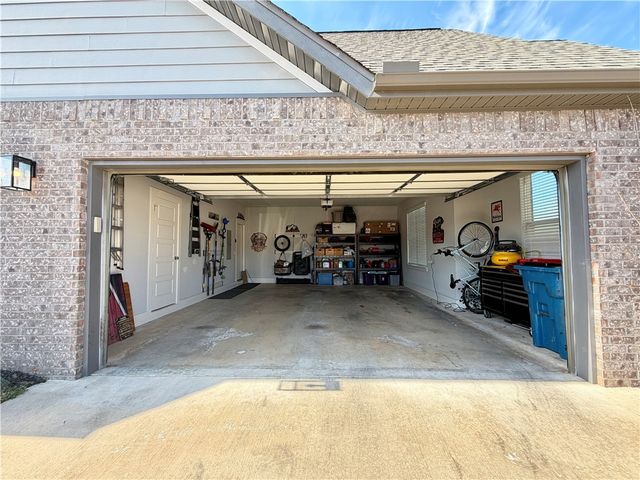 2030 Collins Drive, Pea Ridge, AR 72751