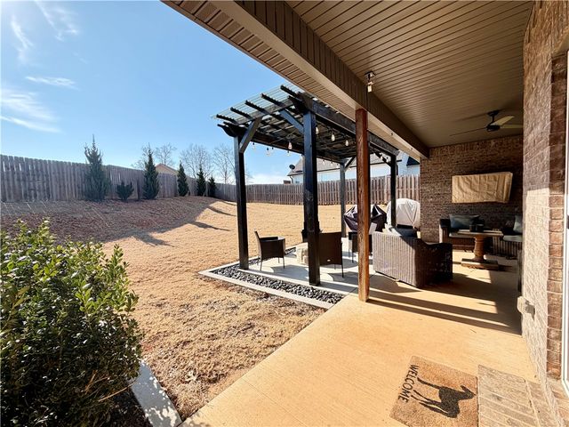 2030 Collins Drive, Pea Ridge, AR 72751