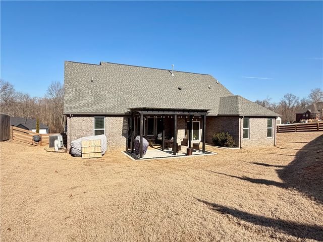 2030 Collins Drive, Pea Ridge, AR 72751