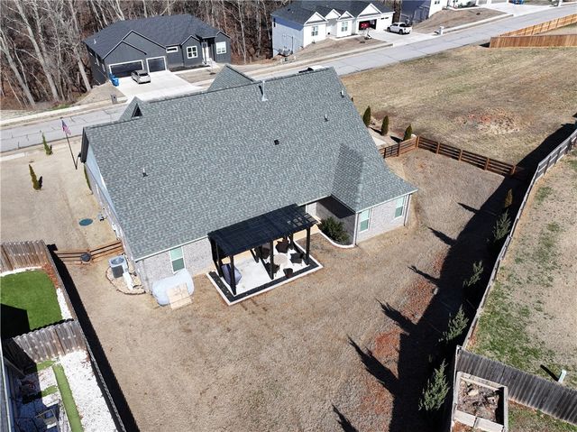 2030 Collins Drive, Pea Ridge, AR 72751