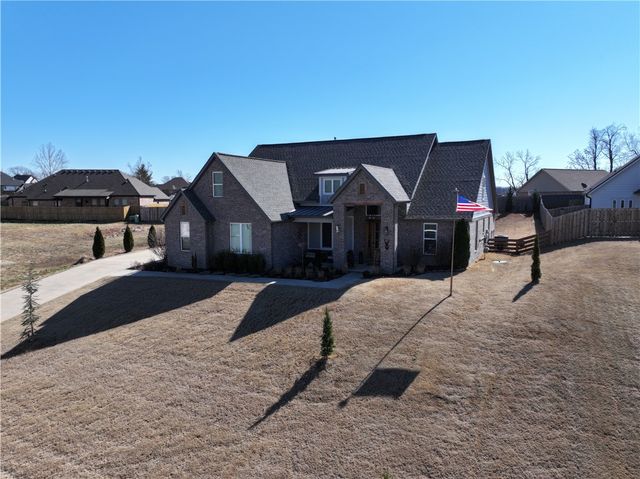 2030 Collins Drive, Pea Ridge, AR 72751