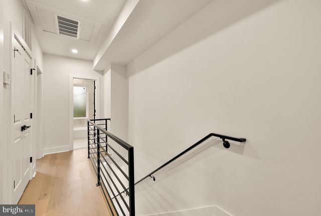 1430 BRENTWOOD RD NE, Washington, DC 20018