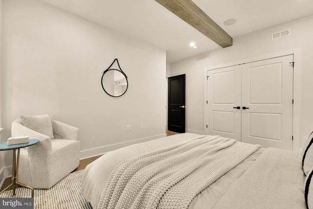 1430 BRENTWOOD RD NE, Washington, DC 20018