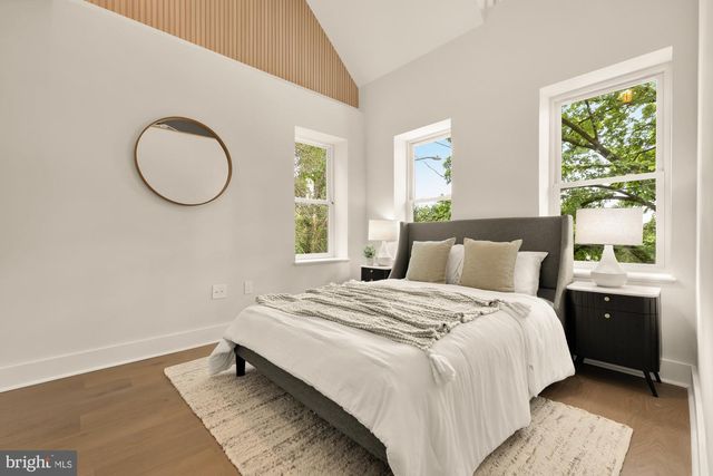 1430 BRENTWOOD RD NE, Washington, DC 20018