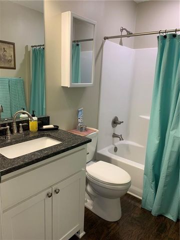 903 Ingleside Drive, Pleasant Hill, MO 64080