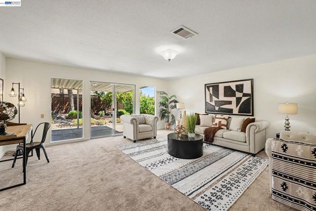 1503 Bluebell Ct, Livermore, CA 94551