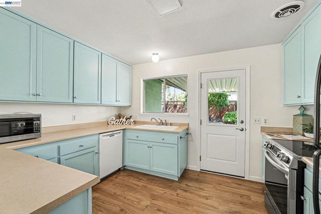 1503 Bluebell Ct, Livermore, CA 94551
