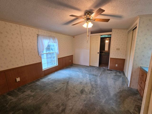 49 West Shore Road, Canaan, NH 03741