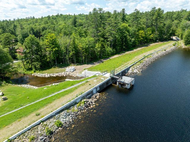 49 West Shore Road, Canaan, NH 03741