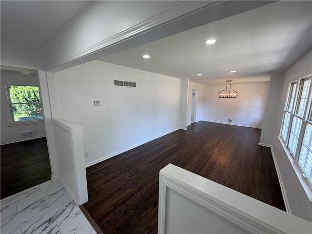 7509 E 100th Street, Kansas City, MO 64134