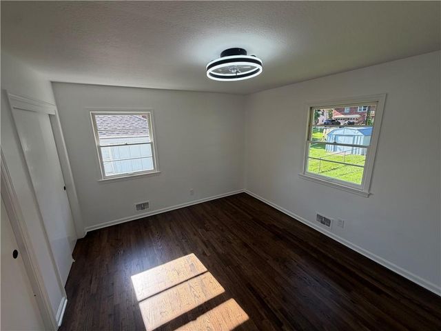 7509 E 100th Street, Kansas City, MO 64134