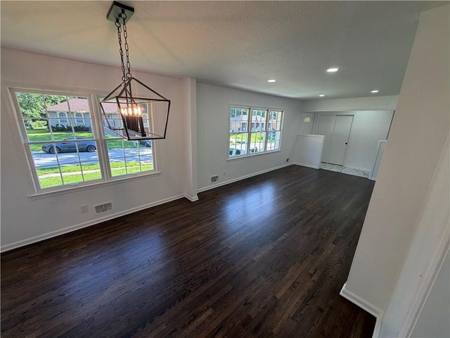 7509 E 100th Street, Kansas City, MO 64134