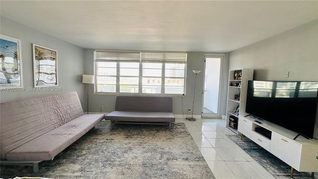 100 Lincoln Rd 720, Miami Beach, FL 33139