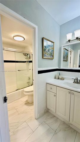 100 Lincoln Rd 720, Miami Beach, FL 33139