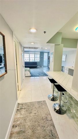 100 Lincoln Rd 720, Miami Beach, FL 33139