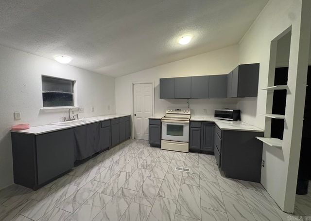 28 Kelli Place, Alexander, AR 72002