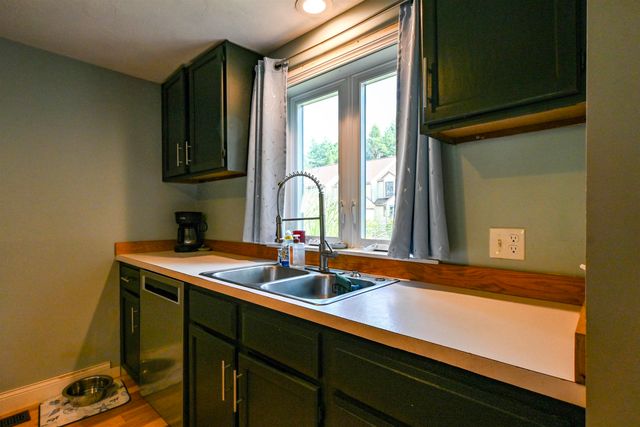 11 Surrey Run, Dover, NH 03820