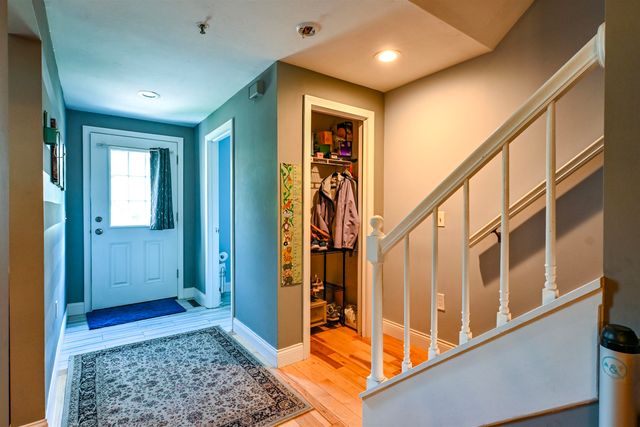 11 Surrey Run, Dover, NH 03820