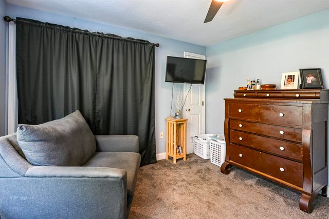 11 Surrey Run, Dover, NH 03820
