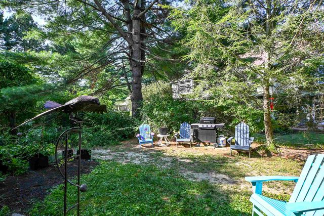 11 Surrey Run, Dover, NH 03820