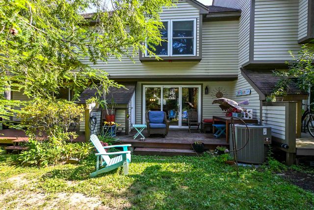 11 Surrey Run, Dover, NH 03820