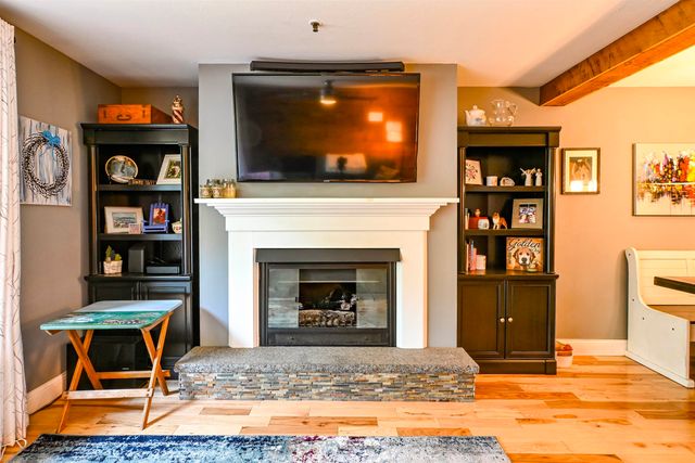 11 Surrey Run, Dover, NH 03820