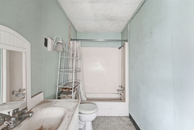 646 E 51st Street, Indianapolis, IN 46205