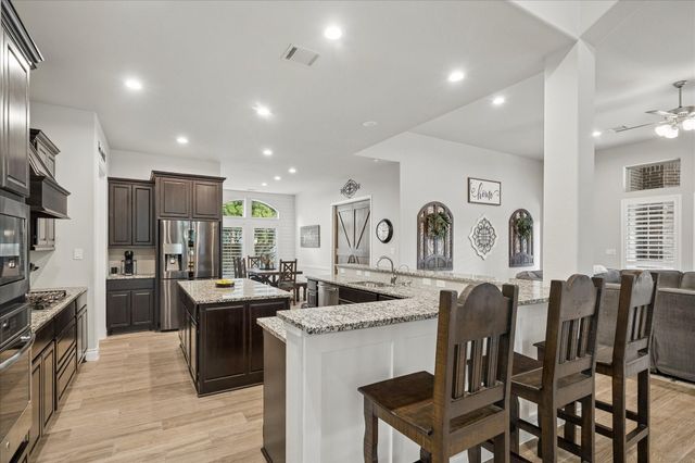 111 Notloc Court, Montgomery, TX 77316