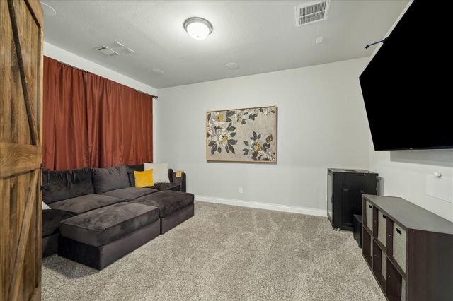 111 Notloc Court, Montgomery, TX 77316