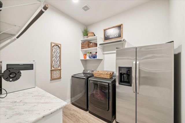 111 Notloc Court, Montgomery, TX 77316