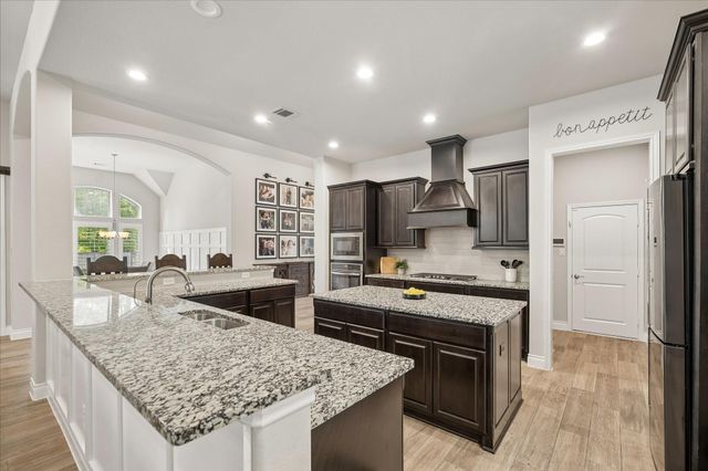 111 Notloc Court, Montgomery, TX 77316