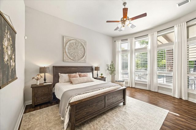 111 Notloc Court, Montgomery, TX 77316