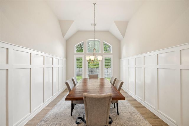 111 Notloc Court, Montgomery, TX 77316